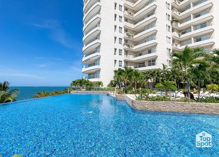 Topspot In Santa Marta With Jacuzzi And Vista Al Mar