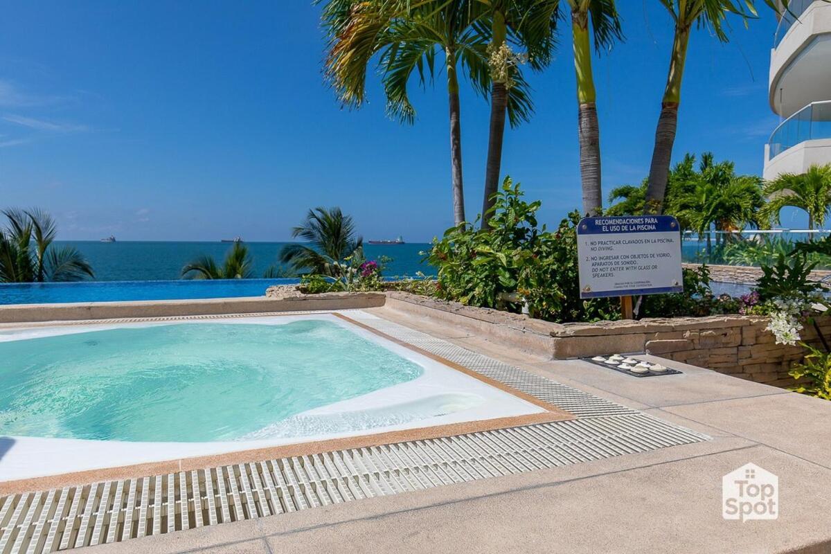 Topspot In With Jacuzzi And Vista Al Mar Сasa de vacaciones *